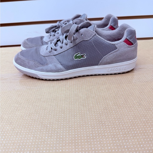 Lacoste Kids Light Gray Sneakers with Green Logo - Picture 6 of 9